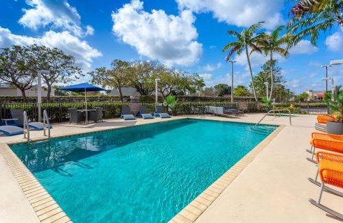 Tamarac Hotel | Hampton Inn Commercial Boulevard-Fort Lauderdale