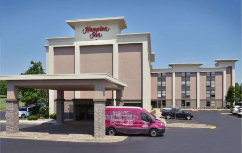 Greater South Side Hotel | Hampton Inn Des Moines-Airport