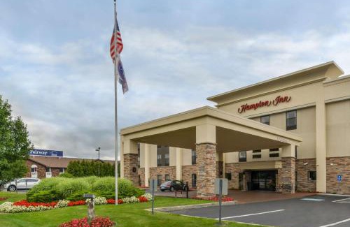 Elkhart Hotel | Hampton Inn Elkhart