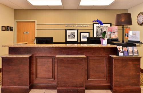Grand Island Hotel | Hampton Inn Grand Island