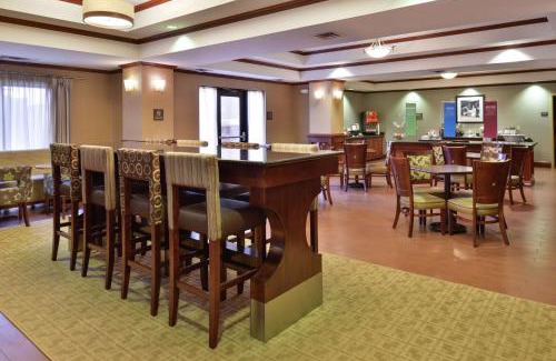Harrison Hotel | Hampton Inn Harrison