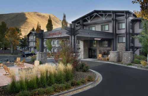 Jackson Hotel | Hampton Inn Jackson Hole