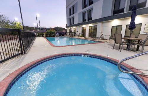 Kerrville Hotel | Hampton Inn Kerrville