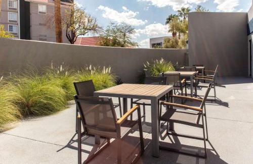 Summerlin Hotel | Hampton Inn Las Vegas/Summerlin