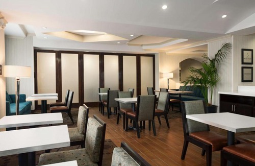 Hawthorne Hotel | Hampton Inn Los Angeles Int'l Airport/Hawthorne