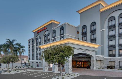 Harbor Hotel | Hampton Inn Los Angeles/Carson