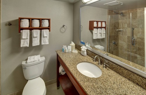 Coconut Grove Hotel | Hampton Inn Miami-Coconut Grove/Coral Gables