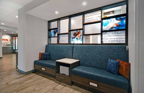 Midland Hotel | Hampton Inn Midland South