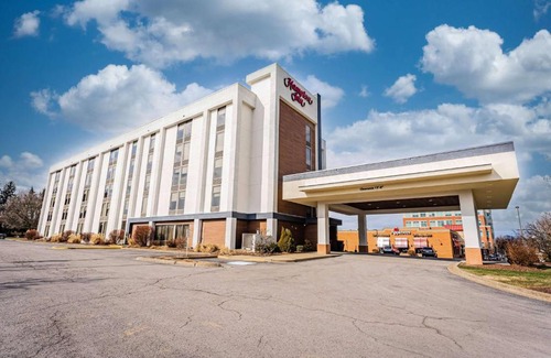 Morgantown Hotel | Hampton Inn Morgantown