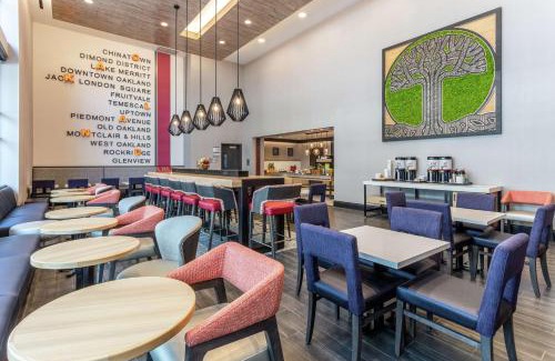 Downtown Oakland Hotel | Hampton Inn Oakland Downtown-City Center