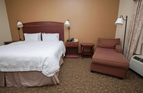 Oneonta Hotel | Hampton Inn Oneonta