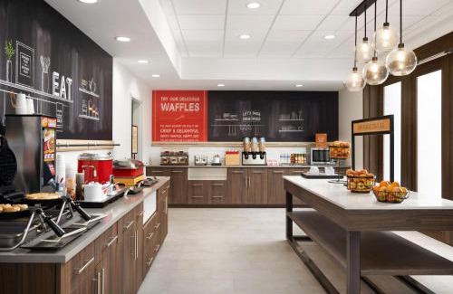 Redmond Hotel | Hampton Inn Redmond Bend Airport