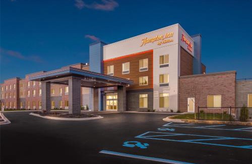 St Ignace Hotel | Hampton Inn St Ignace Lakefront Mackinac