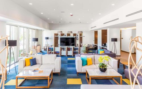 Rancho Cerro Colorado Hotel | Hampton Inn & Suites by Hilton Los Cabos