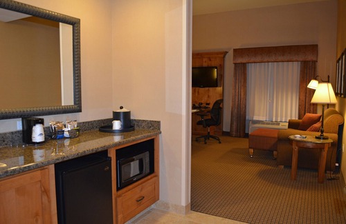Buffalo Hotel | Hampton Inn & Suites Buffalo