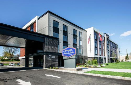 Quartier 5-2 Hotel | Hampton Inn & Suites by Hilton Québec - Beauport