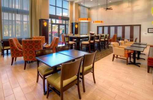 Fort Walton Beach - Destin Hotel | Hampton Inn & Suites Destin