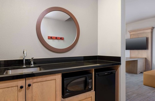 Dodge City Hotel | Hampton Inn & Suites Dodge City