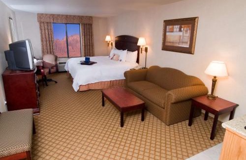 Farmington Hotel | Hampton Inn & Suites Farmington