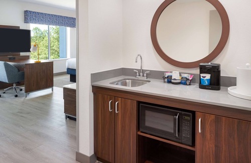 Fultondale Hotel | Hampton Inn & Suites Fultondale Birmingham I 65, AL
