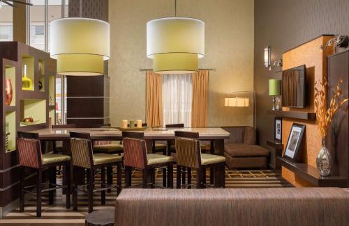 Lake City Hotel | Hampton Inn & Suites Lake City