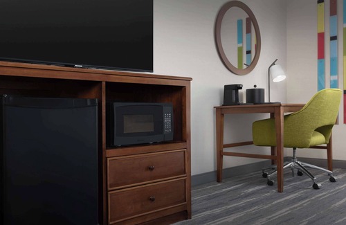 Lynchburg Hotel | Hampton Inn & Suites Lynchburg
