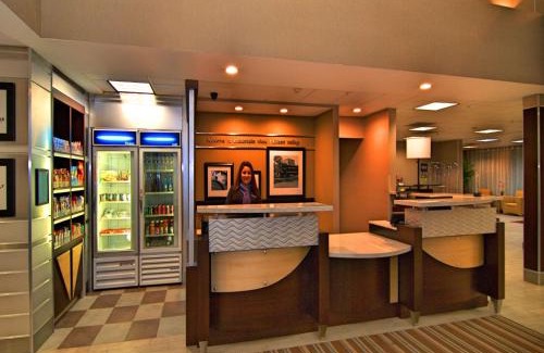 Jackson Park Hotel | Hampton Inn & Suites Mountain View