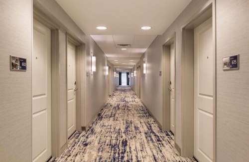 Newport Hotel | Hampton Inn & Suites Newport/Cincinnati, KY
