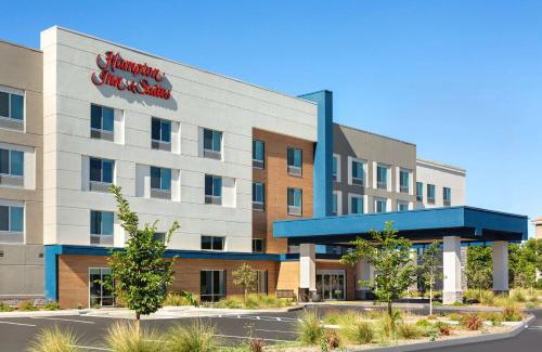 Oroville Hotel | Hampton Inn & Suites Oroville