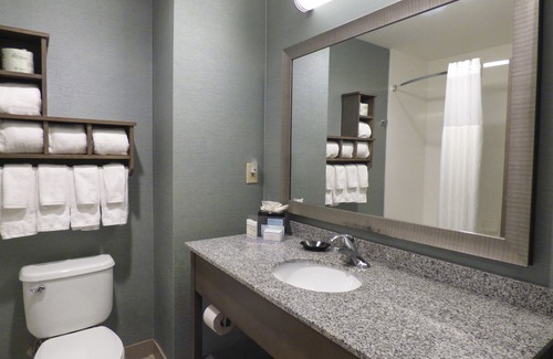 Northwest Pensacola Hotel | Hampton Inn & Suites Pensacola/I-10 Pine Forest Road