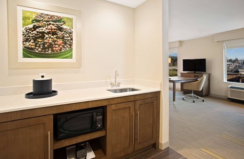 Woodinville Hotel | Hampton Inn & Suites-Seattle Woodinville WA