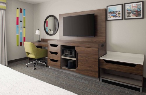 SeaTac Hotel | Hampton Inn & Suites Seattle-Airport/28th Ave