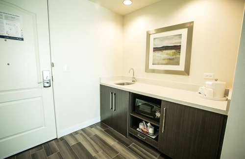 Tempe Hotel | Hampton Inn & Suites Tempe/Phoenix Airport, AZ