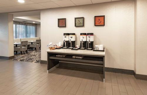 Lacy-Lakeview Hotel | Hampton Inn Waco North