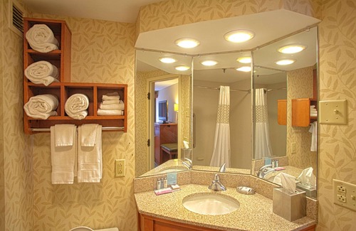 Wheeling Hotel | Hampton Inn Wheeling