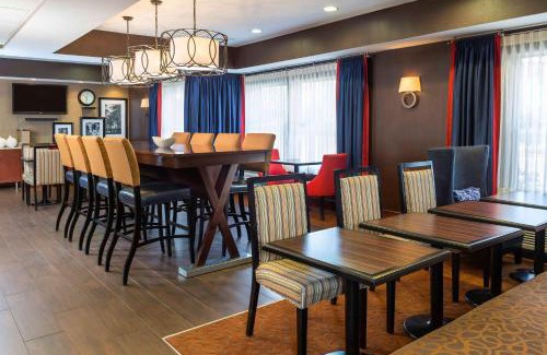 Poland Hotel | Hampton Inn Youngstown/Boardman
