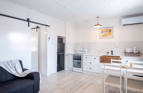 Surfers Paradise Apartment | Hampton's Hideaway surfers paradise