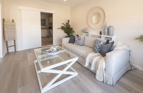 Christies Beach Apartment | Hampton Style Coastal Apartment