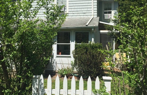 East Quogue House | Hamptons Farm House near beaches