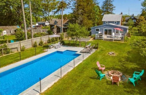 East Quogue House | Hamptons renovated 1840 farm house w/heated pool