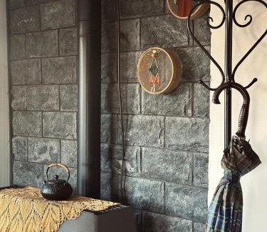 Majdal al-Shams Apartment | Hamsa Suite