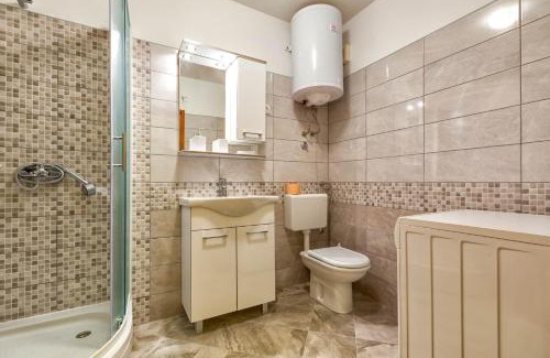 Cove Murtar Apartment | Hana