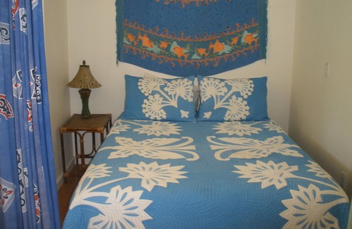 Puuiki House | Hana 's Relaxing Whale Watch Suite for Peace, and enjoying Nature