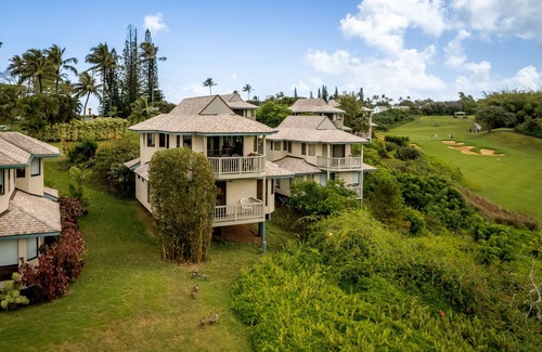 Princeville Condo | Hanalei Bay Villas #17 - a 3br/2.5 ba ocean view condominium in Princeville