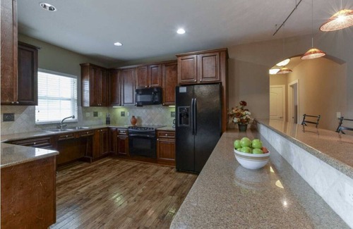 Branson House | Handicap Accessible Branson Hills Villa - You're gonna Love It!