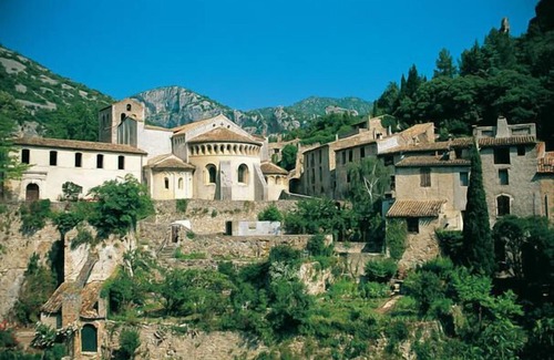 Lamalou-les-Bains Apartment | Handicap-approved P.M.R. studio rental in Lamalou les bains