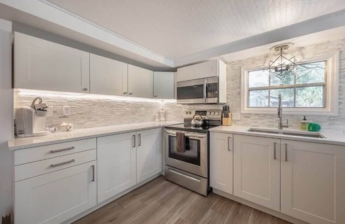 Old Seminole Heights House | "Handmade for the Heights" - Bungalow|Grill|Fenced