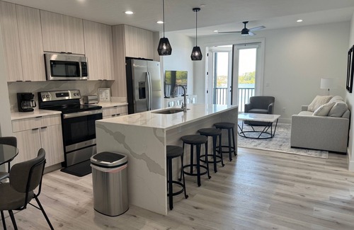Gulfport Apartment | Handsboro Pointe Condo & Suites
