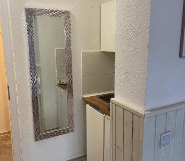 Ortslage Trotha Apartment | Handwerkerwohnung "Daniel" inklusive Stellplatz