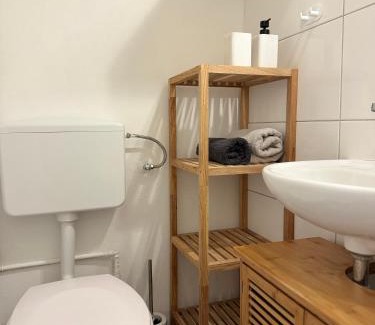 Ortslage Trotha Apartment | Handwerkerwohnung "Daniel" inklusive Stellplatz